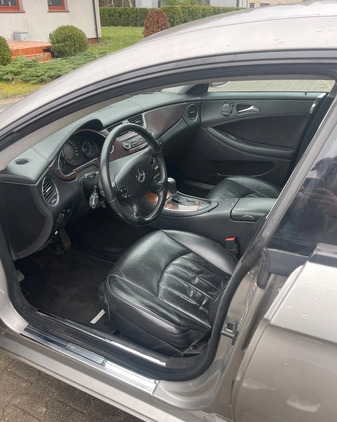 Mercedes-Benz CLS cena 29500 przebieg: 275000, rok produkcji 2005 z Szczecin małe 37